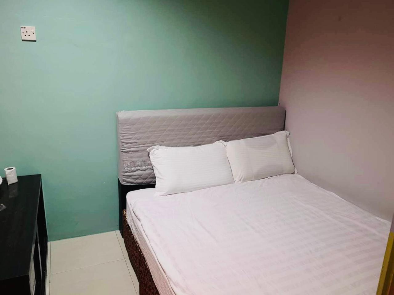 Home Inn Hotel Ипох Екстериор снимка