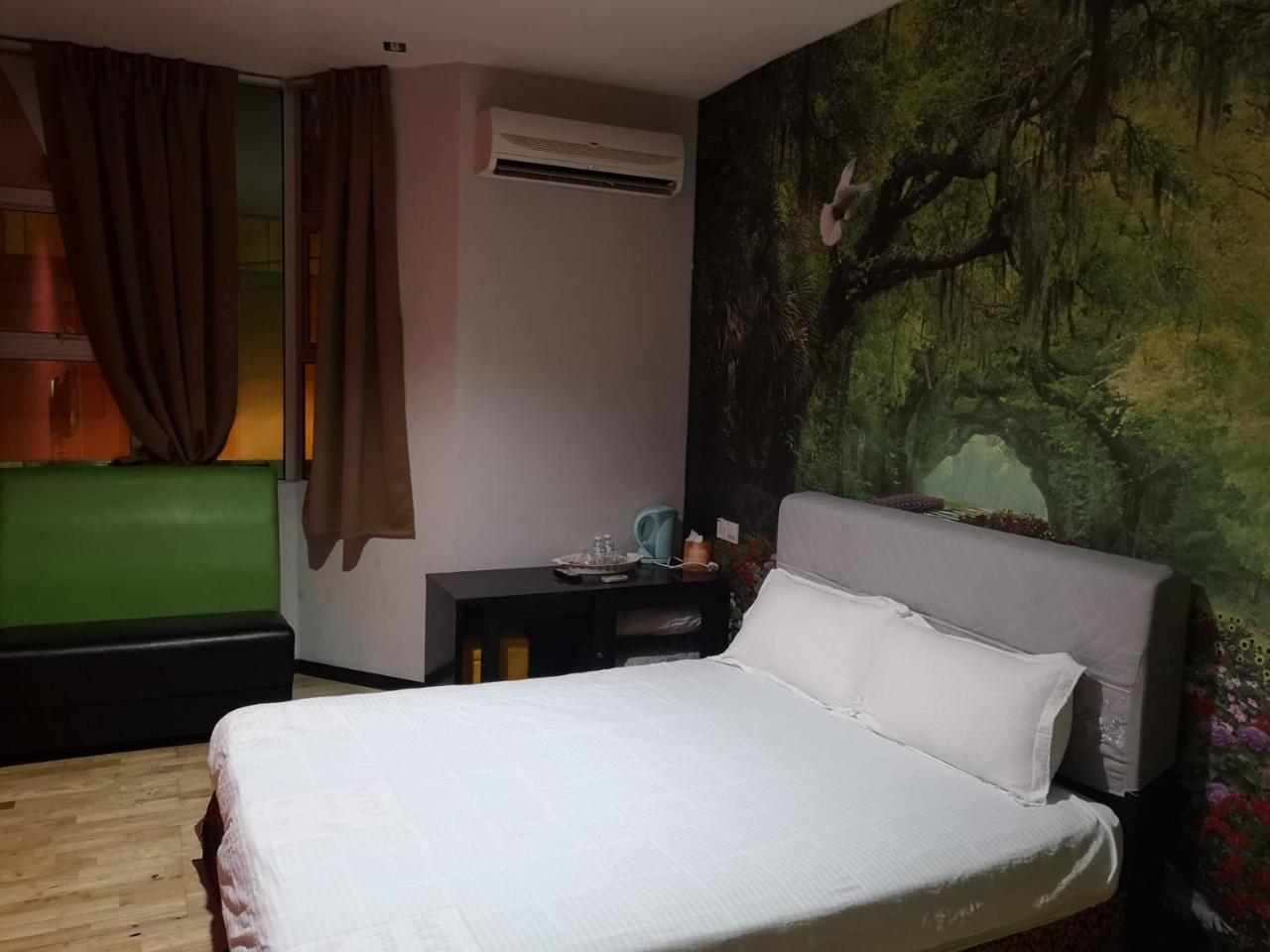 Home Inn Hotel Ипох Екстериор снимка