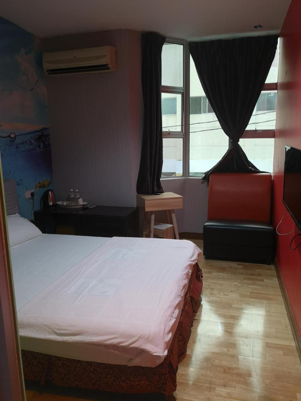 Home Inn Hotel Ипох Екстериор снимка