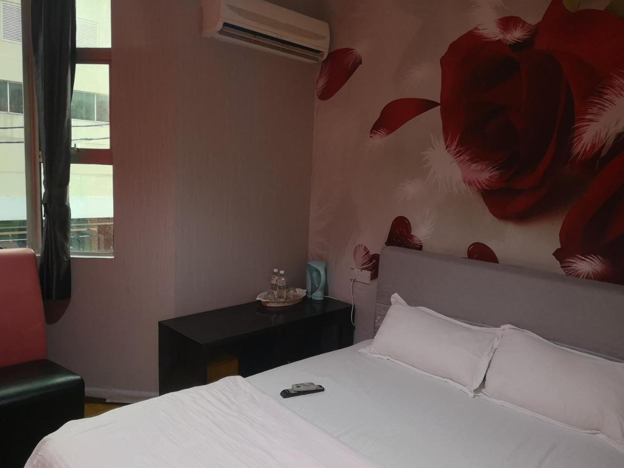 Home Inn Hotel Ипох Екстериор снимка