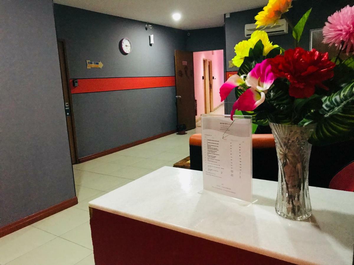 Home Inn Hotel Ипох Екстериор снимка